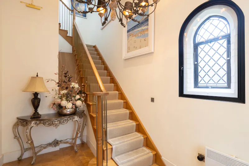 Staircase at Edgware Victorian Gothic House, B2146 (photo 45)