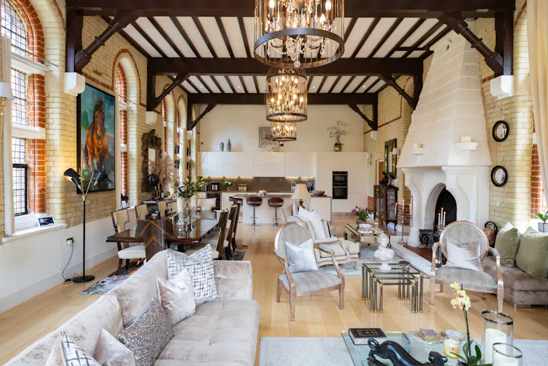 Edgware Victorian Gothic House, B2146 (photo 15)