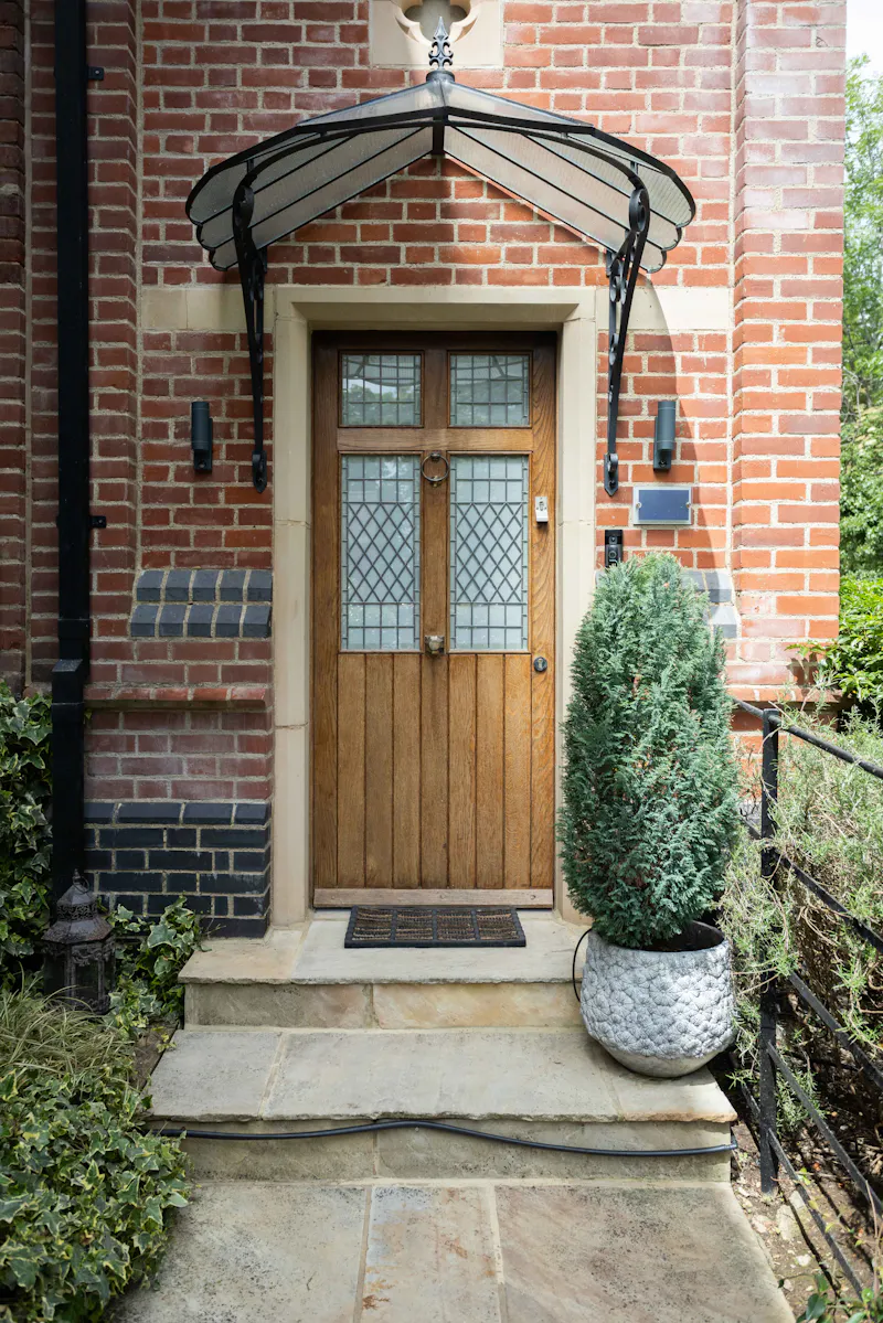 Edgware Victorian Gothic House, B2146 (photo 56)