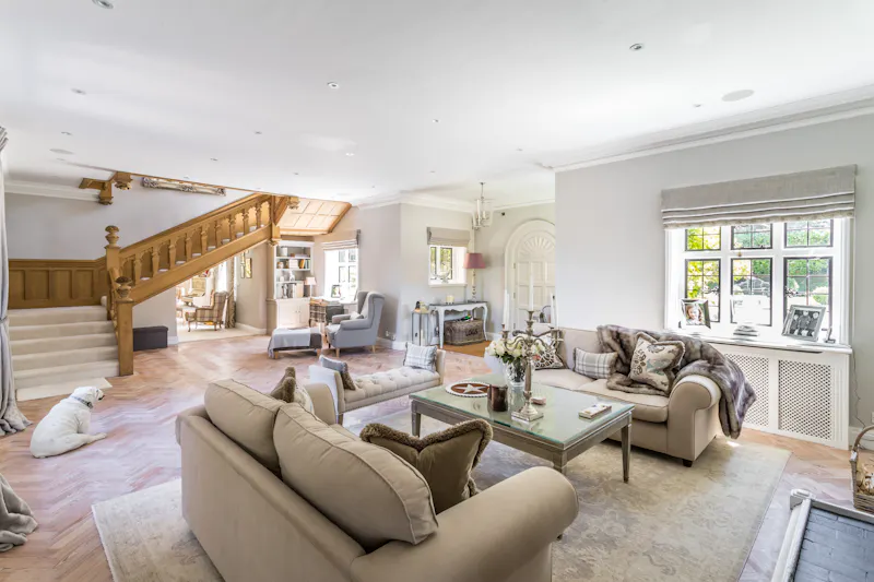 Entrance hall at Striking Surrey Hills House, M305 (photo 3)