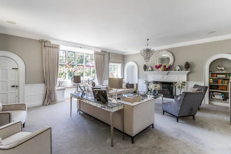 Striking Surrey Hills House, M305 (photo 15)