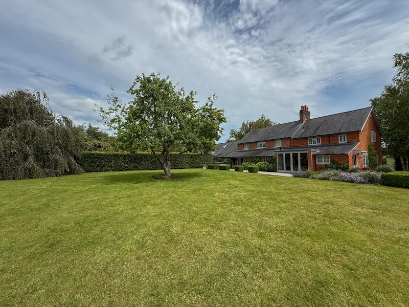 Marlborough Georgian Farmhouse, A1705 (photo 33)