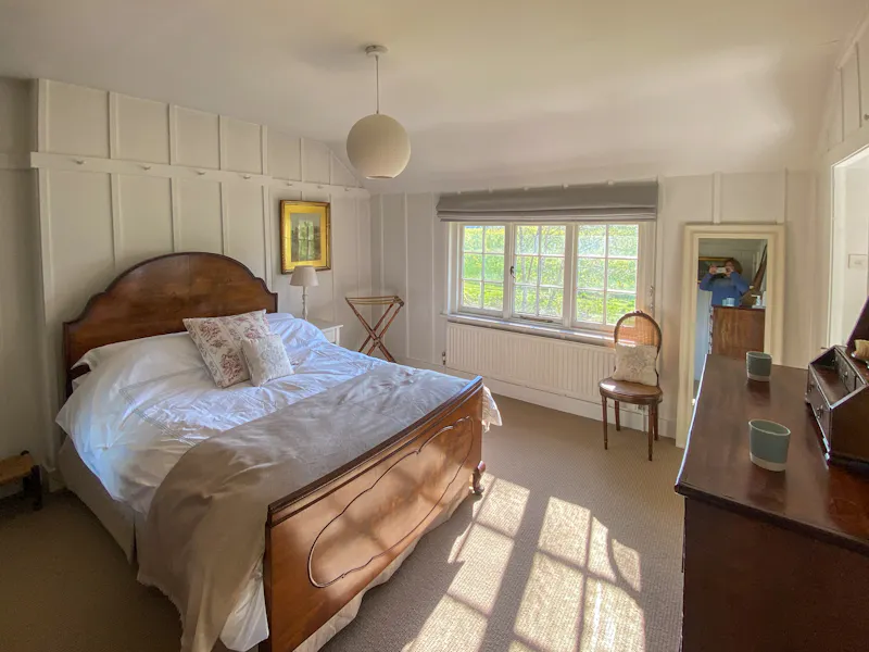Bedroom at Marlborough Georgian Farmhouse, A1705 (photo 12)