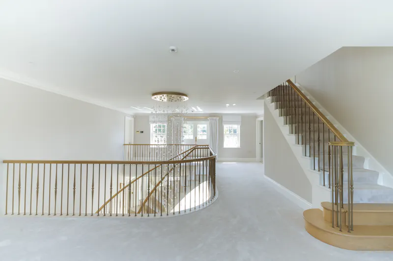 Landing at Luxe Harpendon Mansion, D2532 (photo 15)