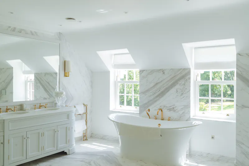 Bath - rolltop at Luxe Harpendon Mansion, D2532 (photo 19)
