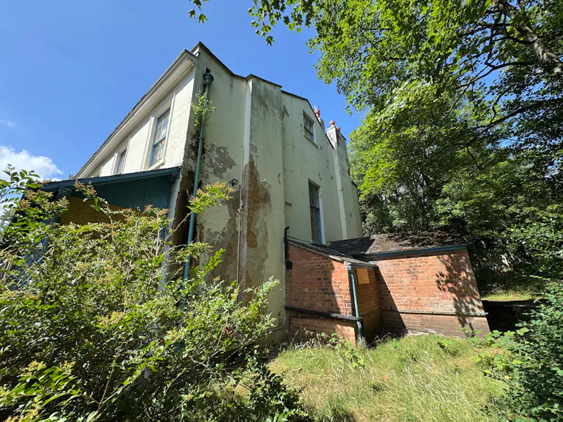 Derelict House & Cottage, B2147 (photo 81)