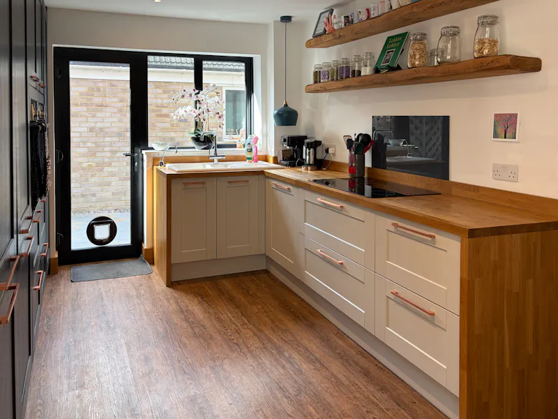 Kitchen at Camberley Chalet Bungalow, D2887 (photo 3)