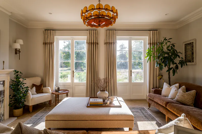 Elegant Surrey Modern Mansion, D2888 (photo 4)