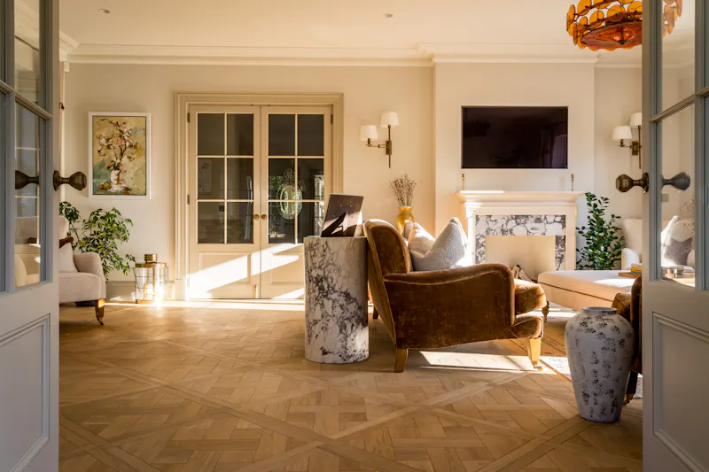 Elegant Surrey Modern Mansion, D2888 (photo 13)