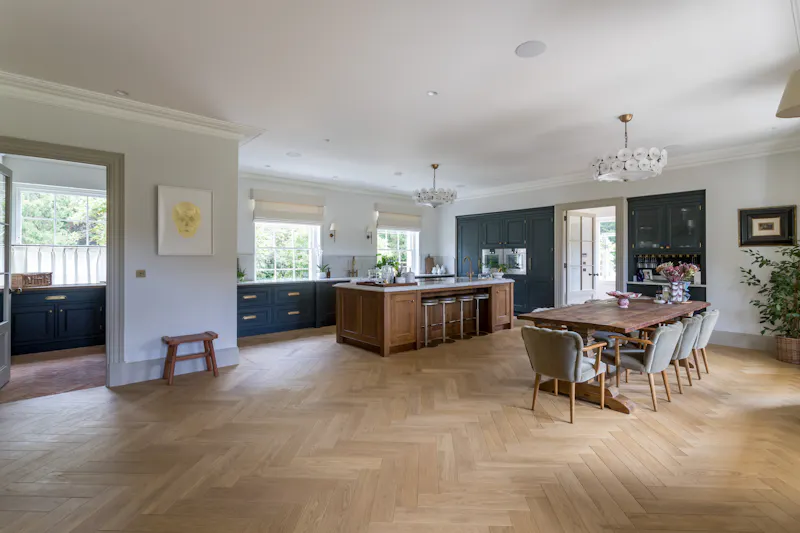 Elegant Surrey Modern Mansion, D2888 (photo 21)