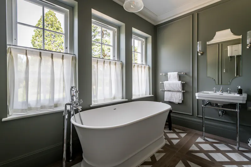 Elegant Surrey Modern Mansion, D2888 (photo 71)