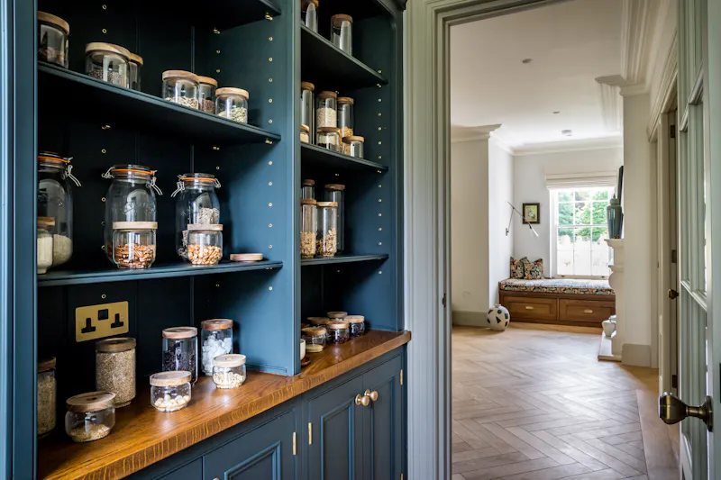 Elegant Surrey Modern Mansion, D2888 (photo 24)