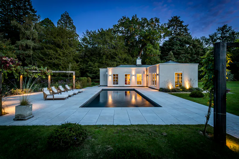 Elegant Surrey Modern Mansion, D2888 (photo 146)