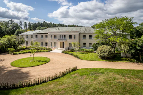 Elegant Surrey Modern Mansion, D2888