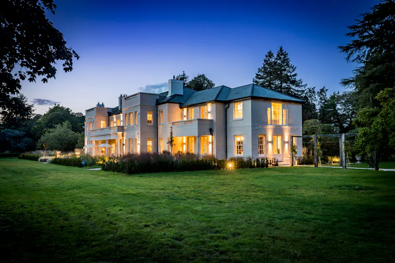 Elegant Surrey Modern Mansion, D2888 (photo 151)
