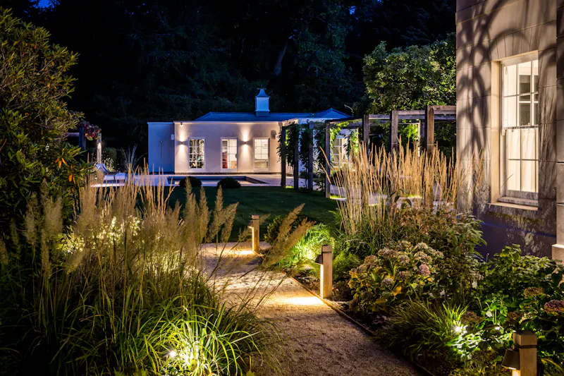 Elegant Surrey Modern Mansion, D2888 (photo 141)