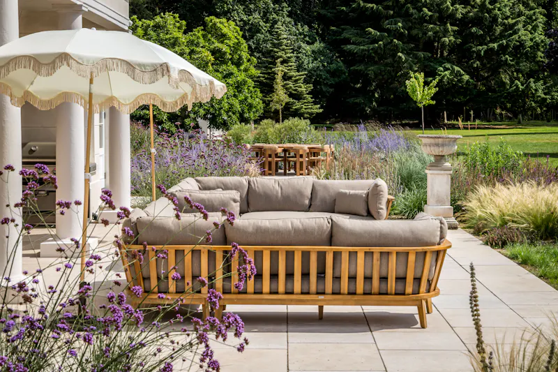 Elegant Surrey Modern Mansion, D2888 (photo 87)