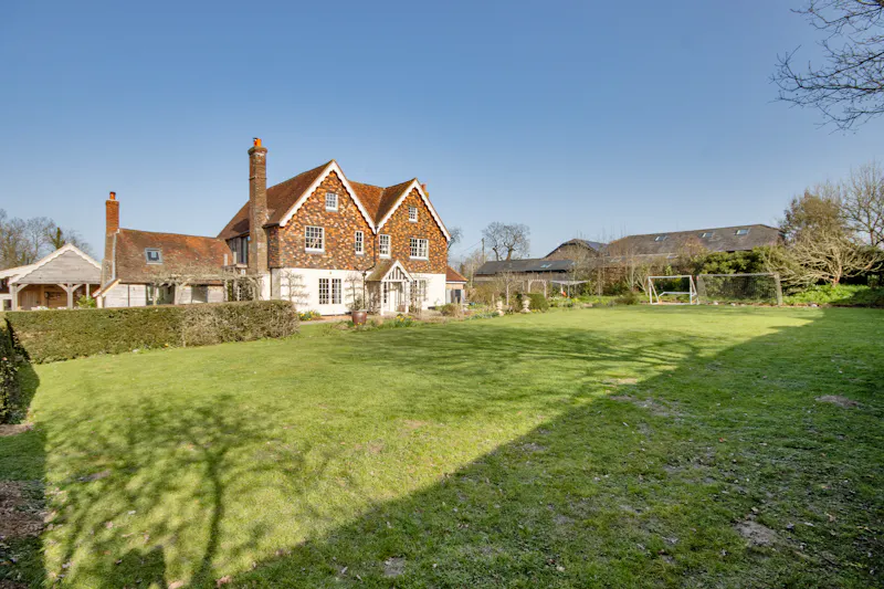 Charming 17th-century Farmhouse, L781 (photo 65)
