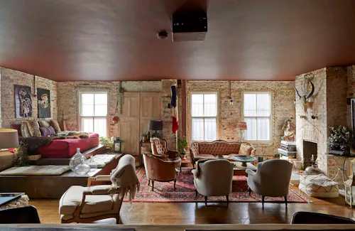 Rustic Shoreditch Speakeasy, R888