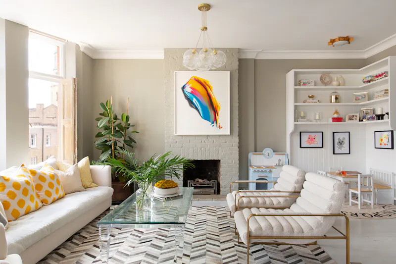 Living Room at Refined West London Apartment, F1279 (photo 3)