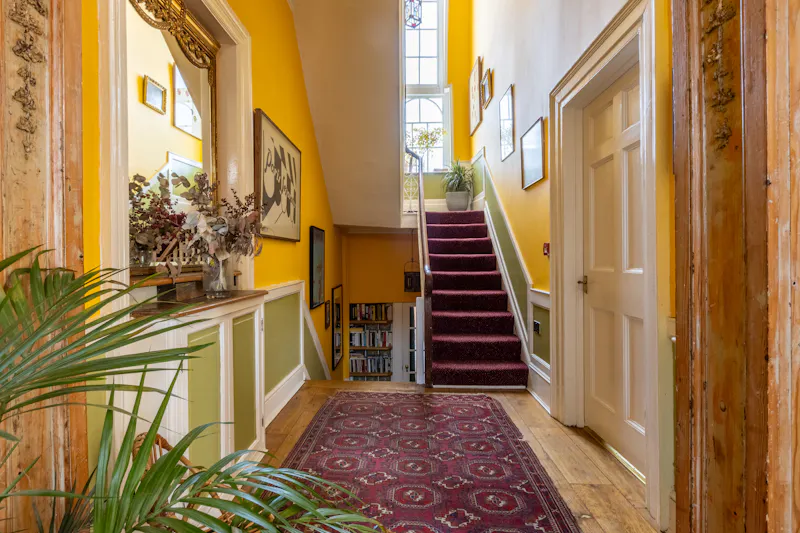 Entrance hall at Margate Georgian Townhouse, A1710 (photo 2)