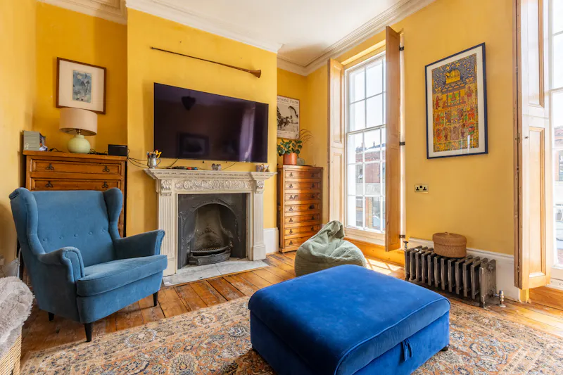 Living Room at Margate Georgian Townhouse, A1710 (photo 11)