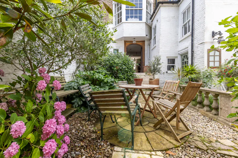 Garden at Margate Georgian Townhouse, A1710 (photo 39)