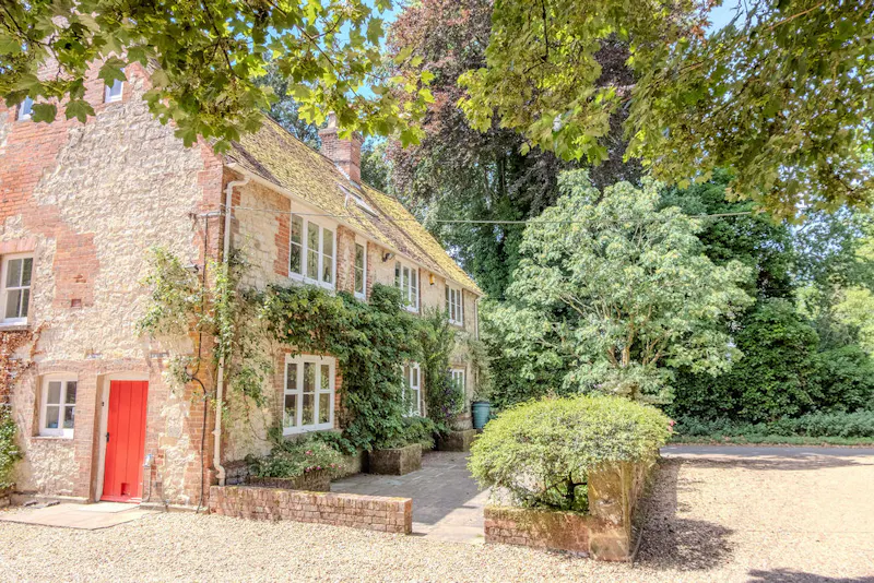 Magical South Downs farmhouse, E554 (photo 162)