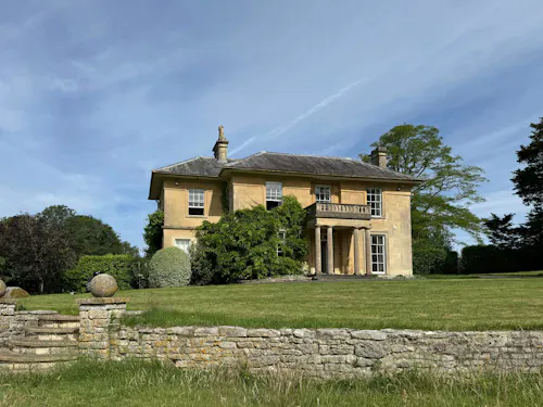 Vacant Georgian Country House, A1707
