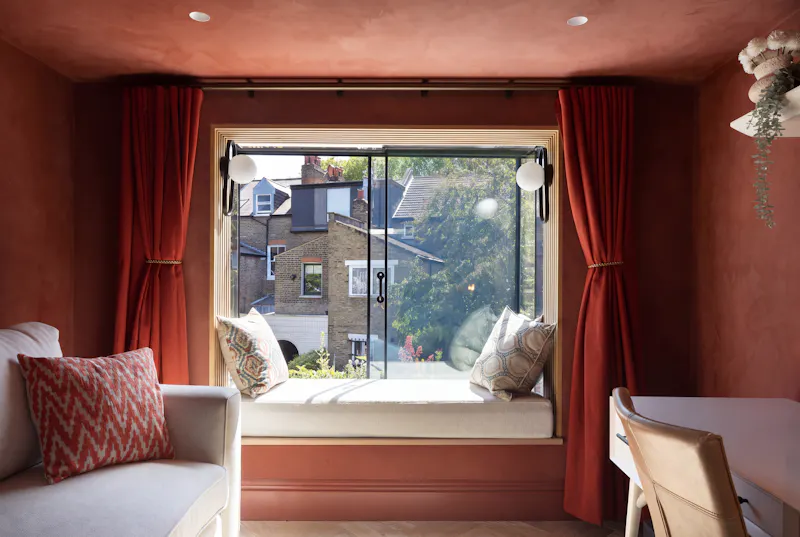 Sleek Highbury Victorian Home, B2148 (photo 15)