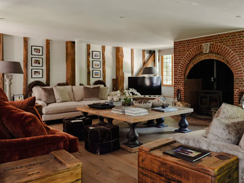Living Room at Bold Nuffield Barn Conversion, L679 (photo 21)