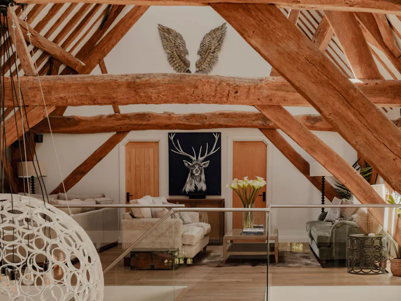 Bold Nuffield Barn Conversion, L679 (photo 20)