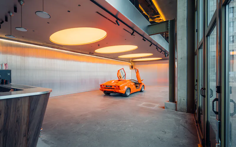 Stylish Brentford Carpark Space, N577 (photo 7)