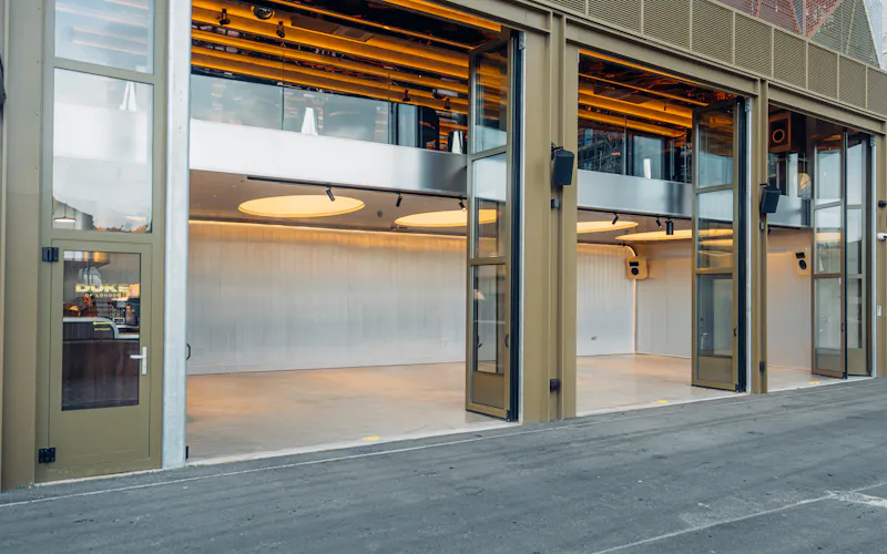 Stylish Brentford Carpark Space, N577 (photo 46)