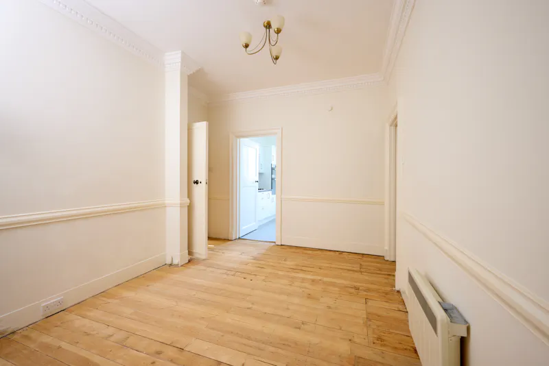 Vacant Georgian Estate, A1709 (photo 40)