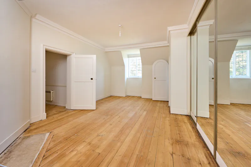 Vacant Georgian Estate, A1709 (photo 29)