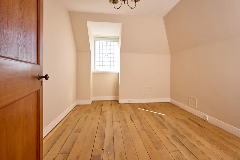 Vacant Georgian Estate, A1709 (photo 15)