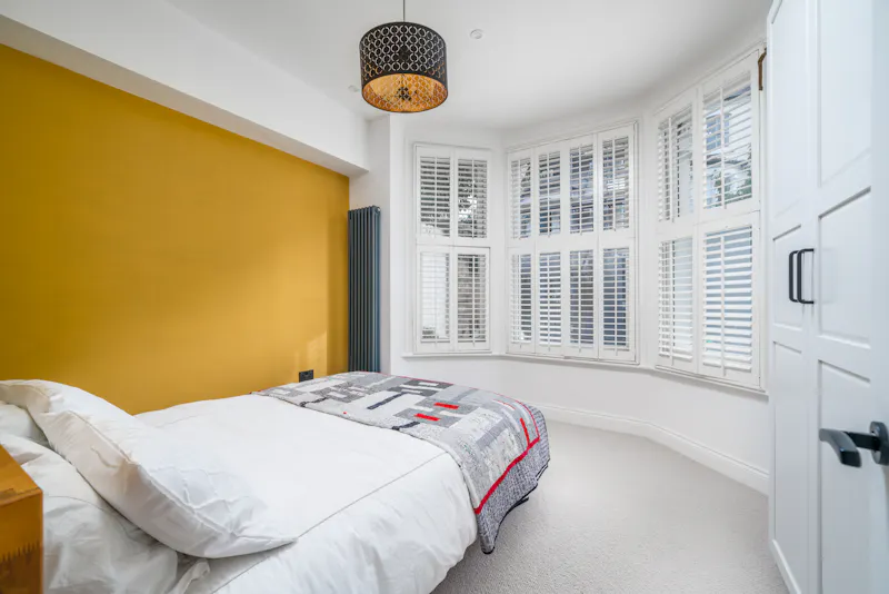 Bedroom - main at Sleek Clapham Junction Flat , F1284 (photo 10)