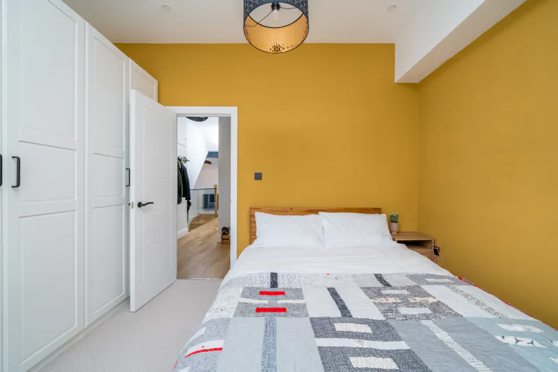 Sleek Clapham Junction Flat , F1284 (photo 11)
