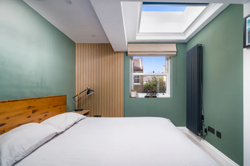 Sleek Clapham Junction Flat , F1284 (photo 15)