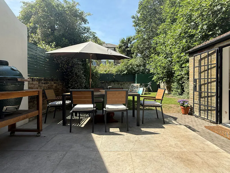 Garden at Camberwell Victorian Terrace, B2150 (photo 38)