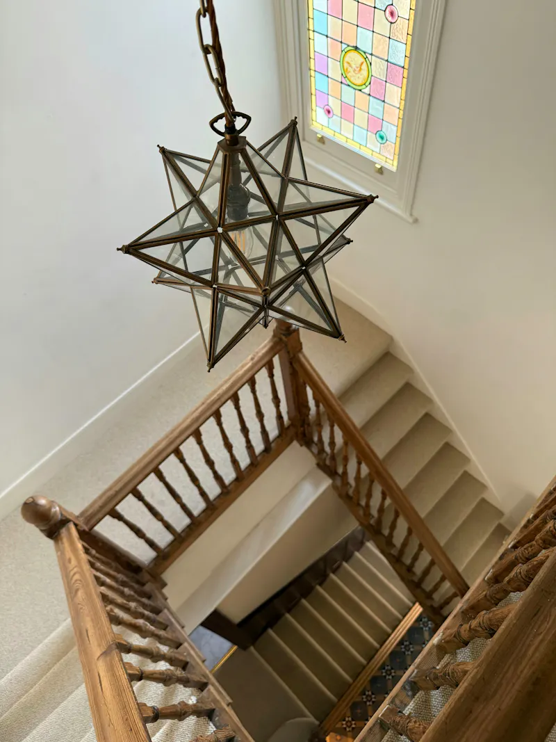 Landing at Camberwell Victorian Terrace, B2150 (photo 20)