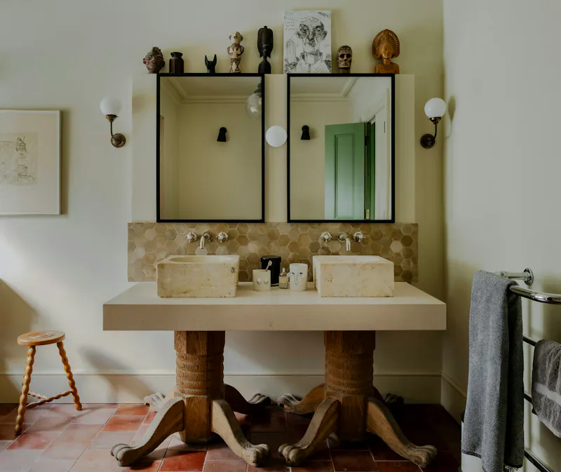 Bathroom at Historic Taunton Country Home, A1708 (photo 21)