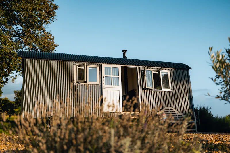 Summer house at Tunbridge Wells Vineyard, V171 (photo 3)