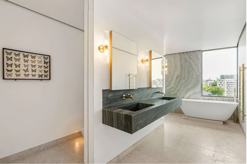 Bath at Elegant Nottinghill Penthouse , F1281 (photo 17)