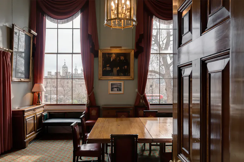 Views - city at Historical Tower Hill Hall, A1711 (photo 12)