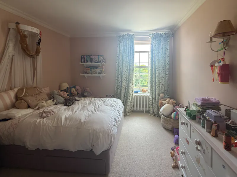 Bedroom at Modern Georgian Cotswold Home, D2893 (photo 34)