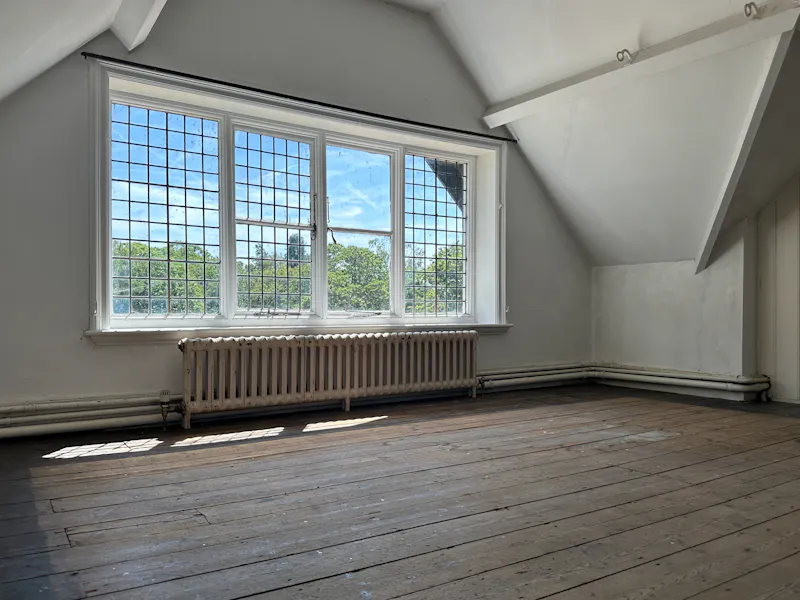 Untouched Period Surrey Estate, B2152 (photo 28)