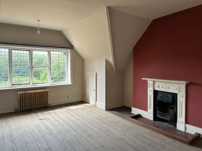 Bedroom at Untouched Period Surrey Estate, B2152 (photo 31)