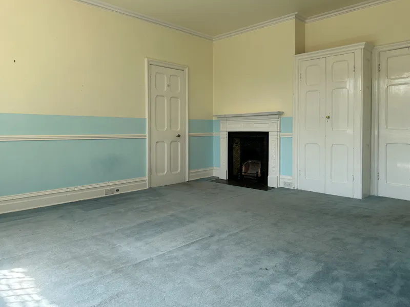 Bedroom at Untouched Period Surrey Estate, B2152 (photo 20)